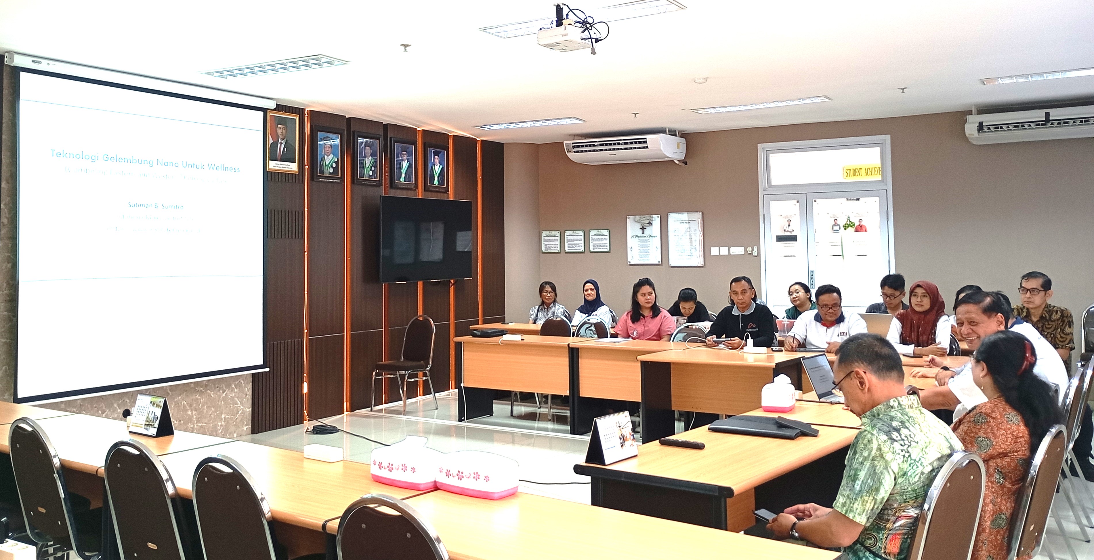 indonesia-molecule-institute-imi-introduces-hydrogen-nanobubble-therapy-at-universitas-katolik-widya-mandala-surabaya